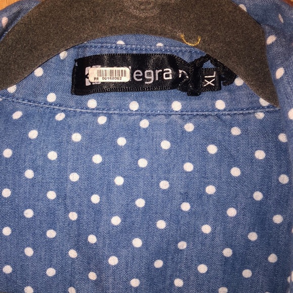 Polka dot button down - Picture 4 of 4